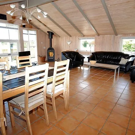 Holiday Eskildsens H- 204